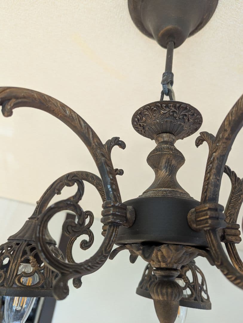 ムーラ アストル シャンデリア 中古 インテリア アンティーク シーリングライト