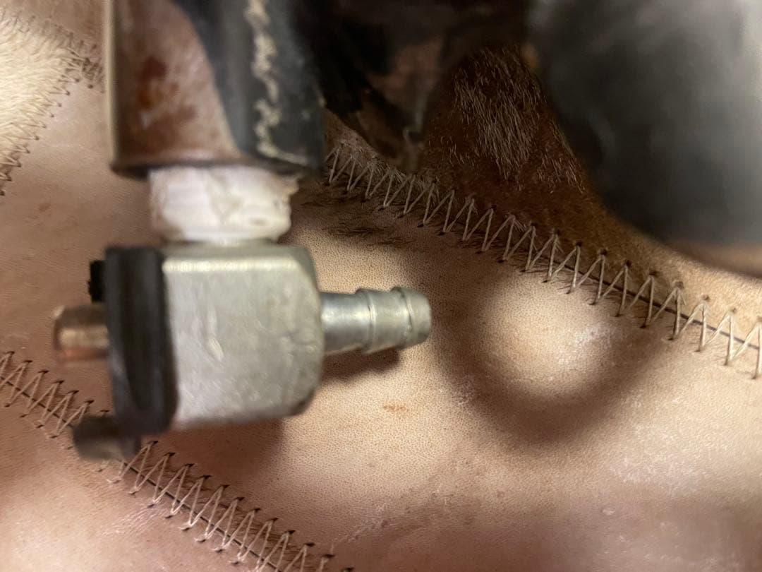 スポーツスター　ナロータンク ロートンネル　汎用品