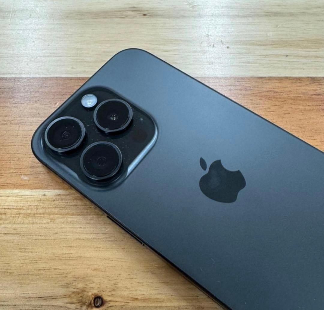 【超美品】iPhone 15 Pro｜128gb｜SIMフリー