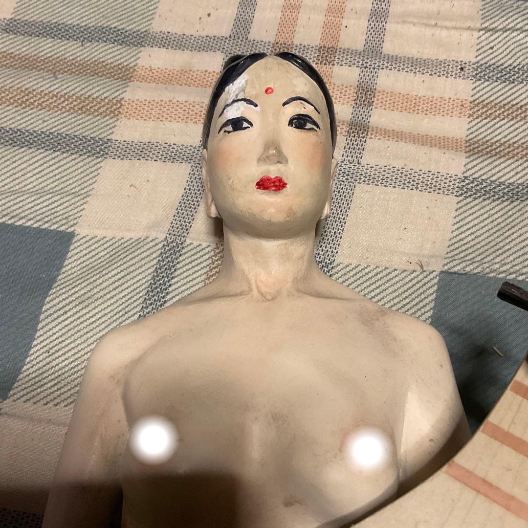 裸弁天様　座像　FRP造形人形。