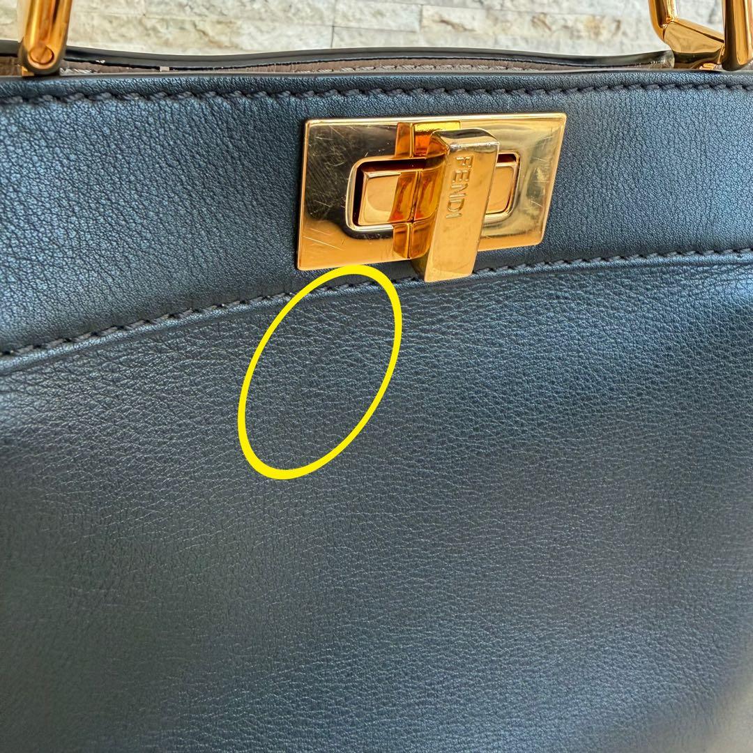 フェンディ　ピーカブー アイシーユー スモール　ブラック