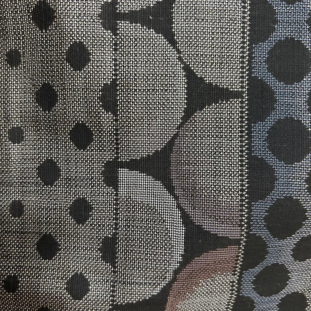 【 値下げ 】 未使用品　オシャレな水玉柄　本場泥大島紬　着物スキ倶楽部４７４