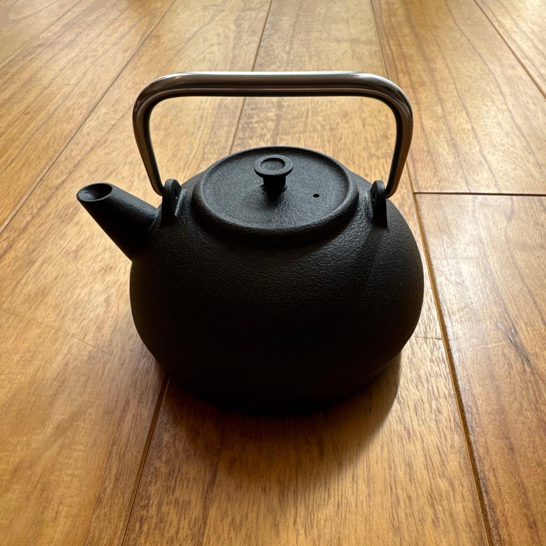 鉄瓶　鋳心ノ工房　増田尚紀デザイン