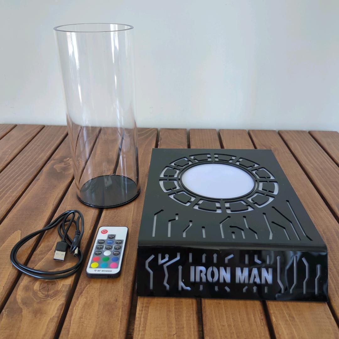 【アイアンマン】新品 ヘルメットスタンド マスクスタンド LED 七色点灯