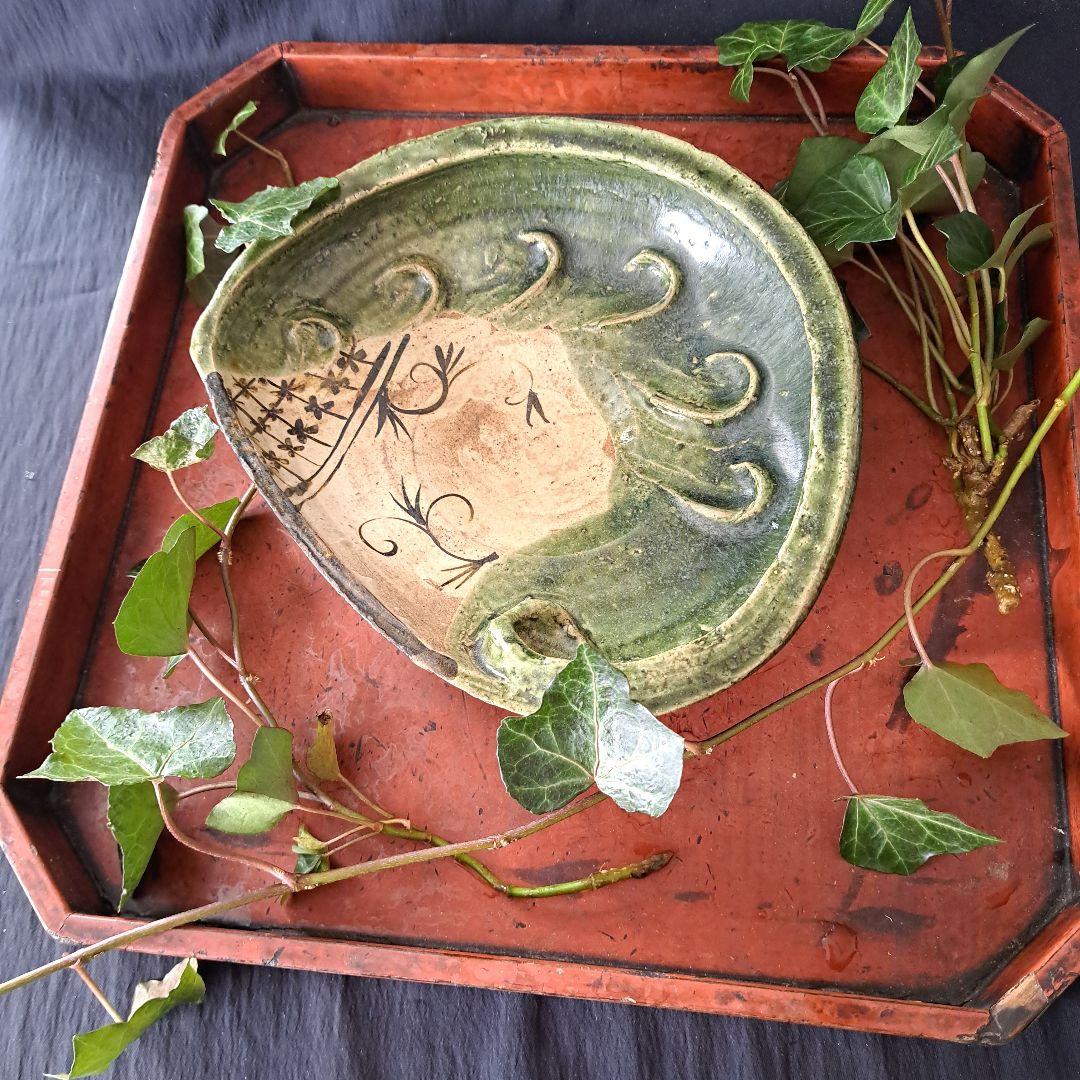 「織部(おりべ)焼 鮑(あわび)皿の用と美」緑釉皿(幅23cm) 骨董アンティー