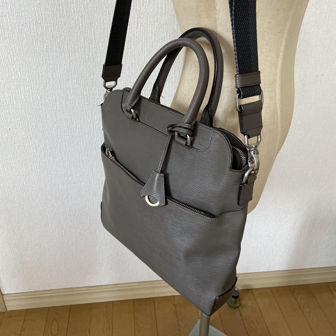 アニアリaniary 2WAYブリーフケース16-02002ウェイブレザー中古