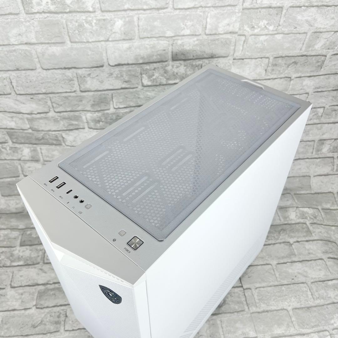 MSI MPG GUNGNIR 300R AIRFLOW WHITE　pcケース