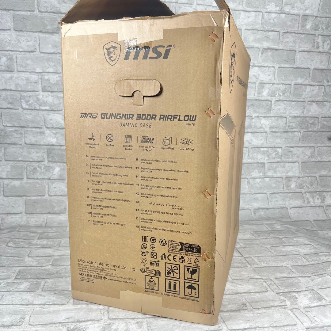 MSI MPG GUNGNIR 300R AIRFLOW WHITE　pcケース