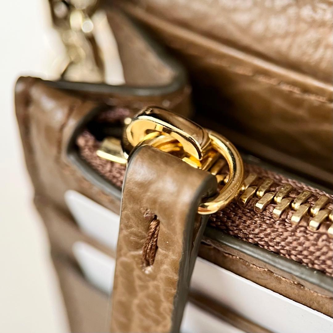 未使用品 メゾンマルジェラ チェーンウォレット ブラウン 財布 ミニ