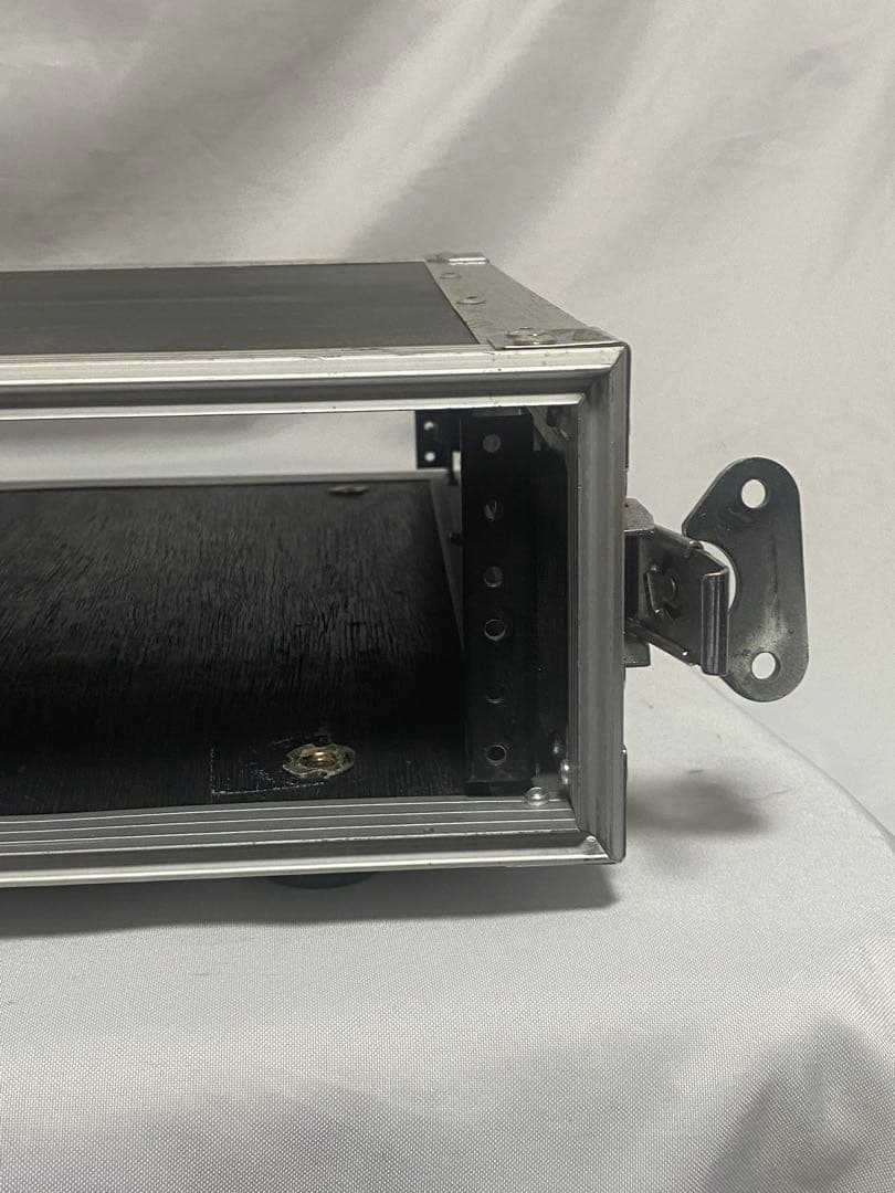 2749❣️ ROADREADY 2Uラックケース