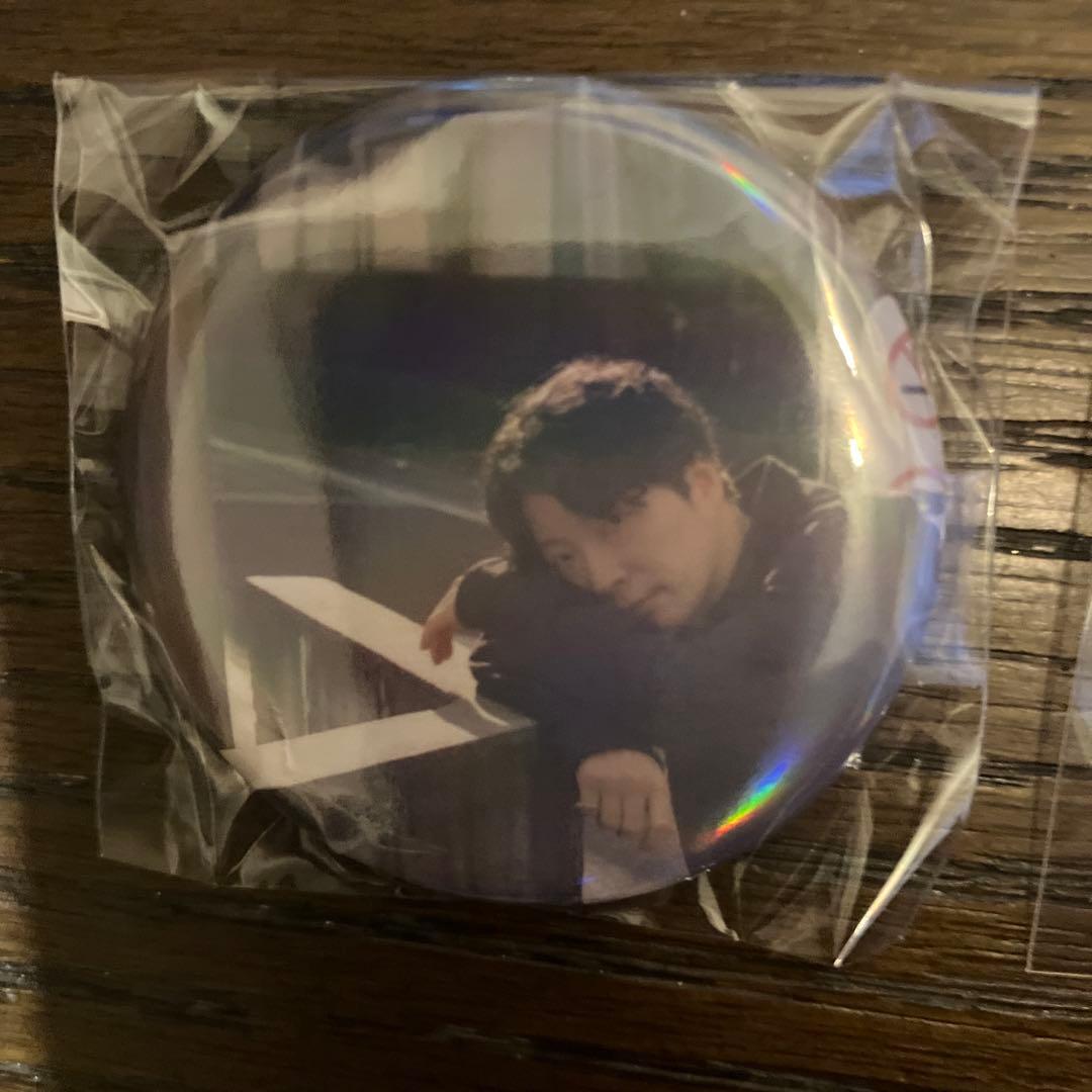 星野源　写真入りホログラムピンバッジ8個セット 非売品