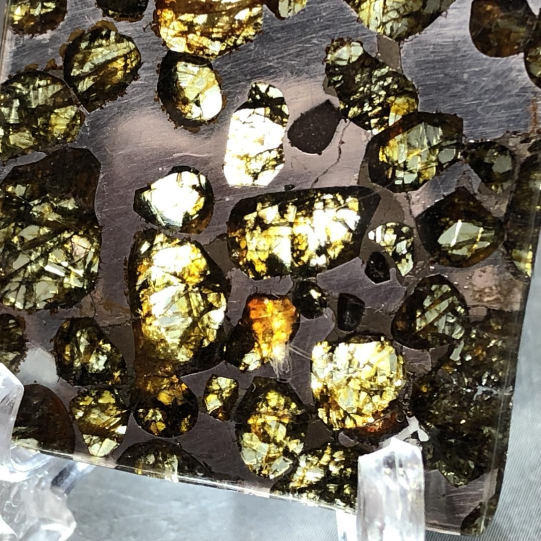 パラサイト隕石 隕石　石鉄隕石　セリコ隕石 美品　重さ約7ｇ　ケース付