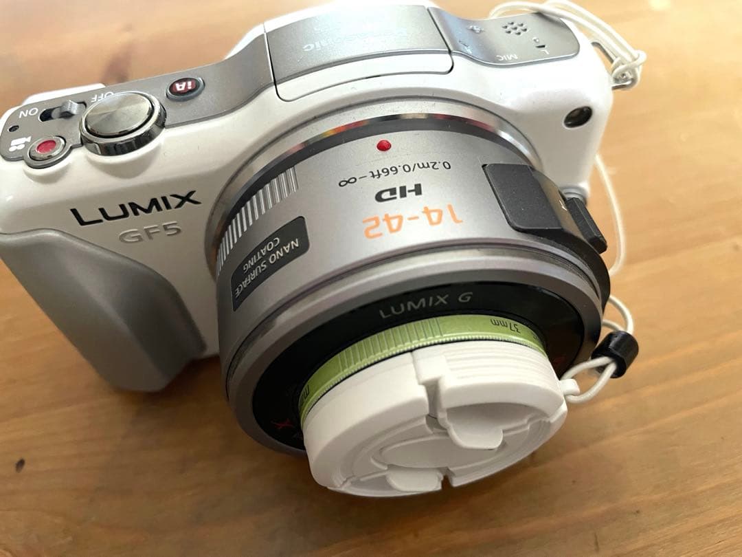 LUMIX DMC-GF5 ミラーレス一眼　箱付き