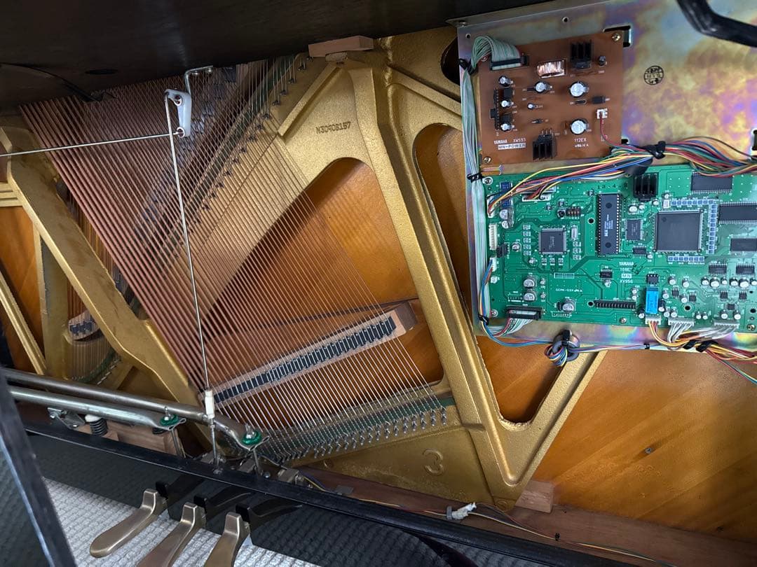 ヤマハ　アップライトピアノU1 サイレント　消音機能付き