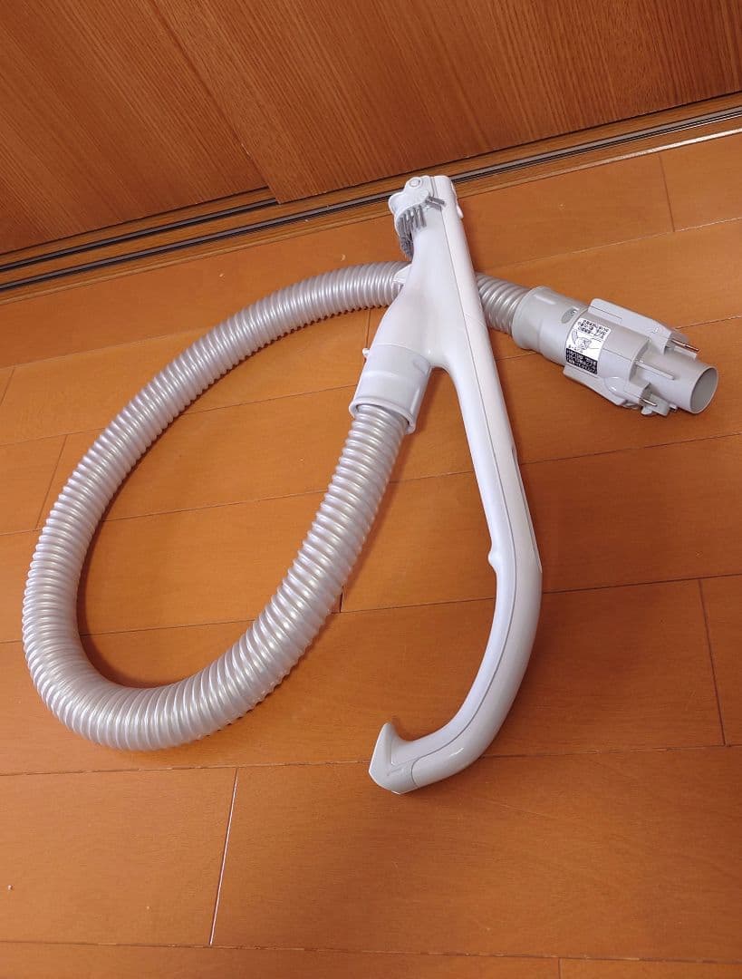 【エミ】パナソニック 紙パ ック式掃除機 MC-SJP800G