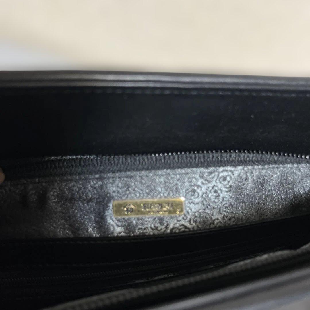 【新品未使用】印傳屋　バラ模様 黒 レザーハンドバッグ