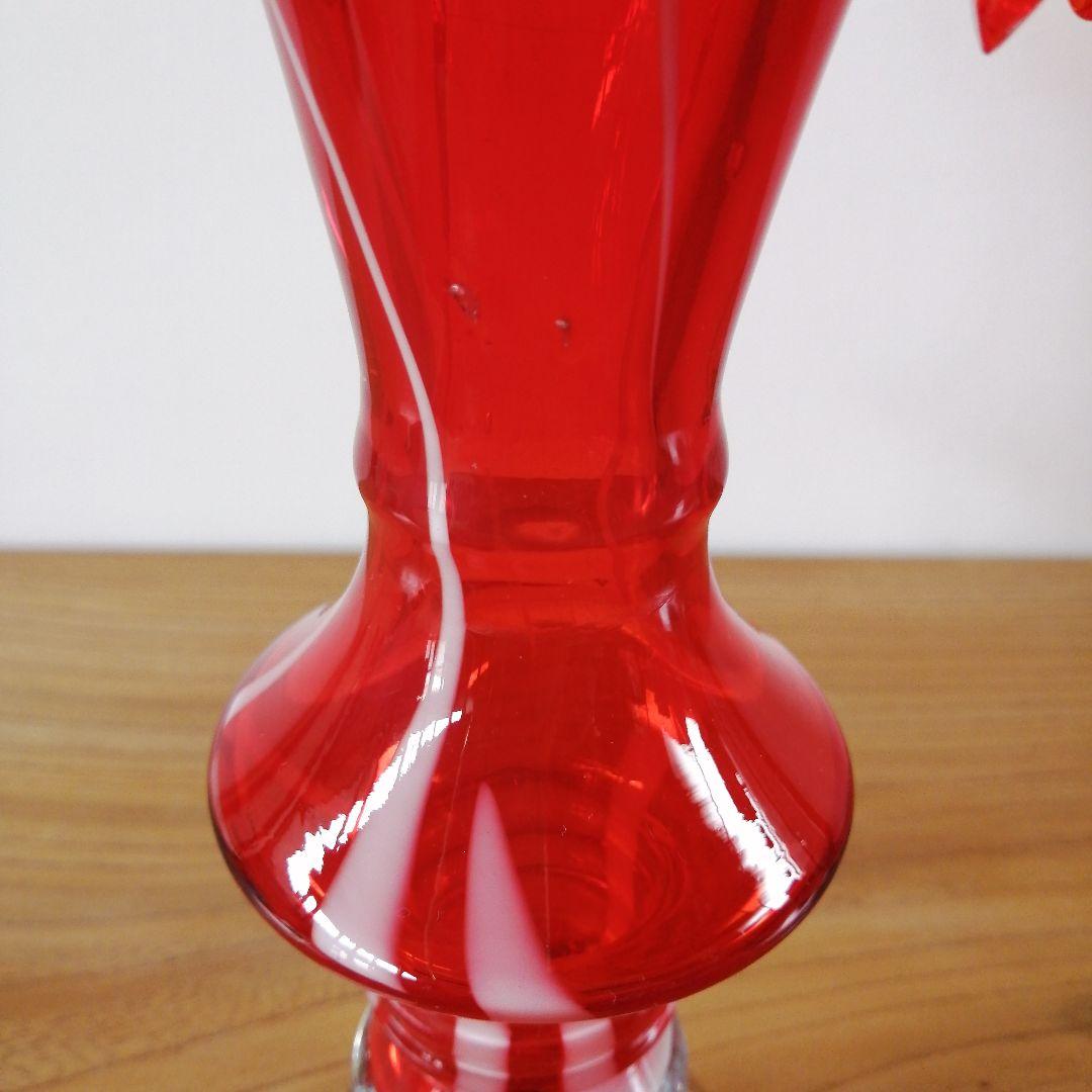赤いフリルの花瓶　マーブル　吹きガラス　大正浪漫