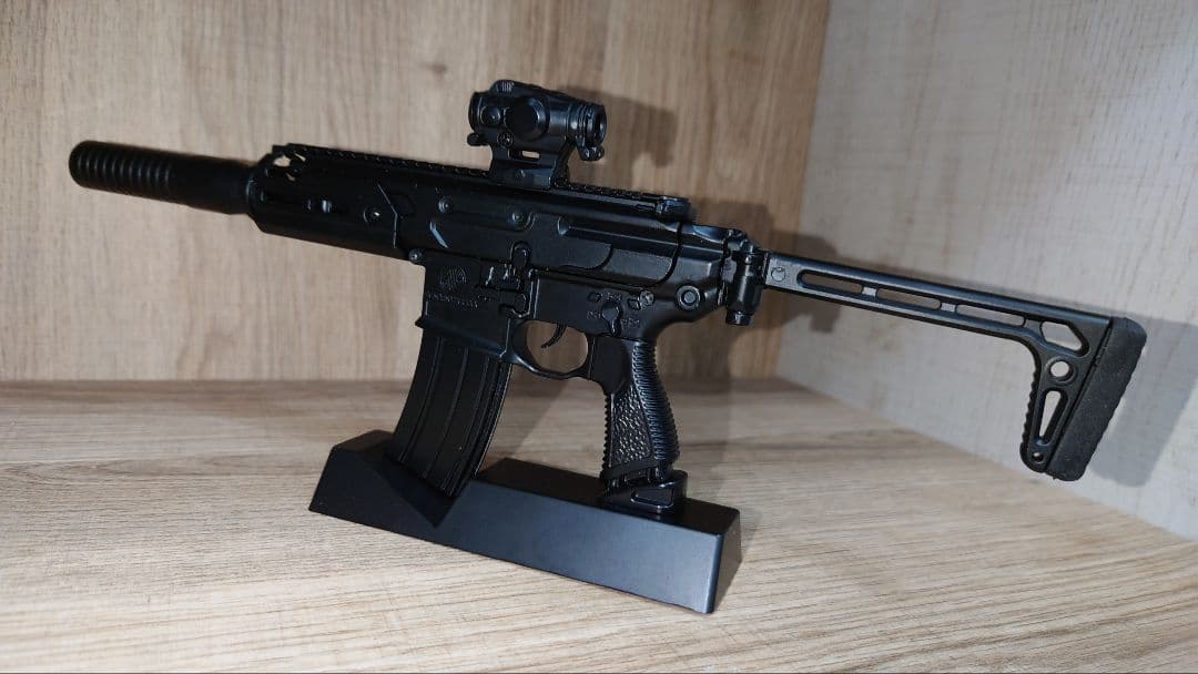 精巧1/3スケール　ミニチュア模型　SIG MCX