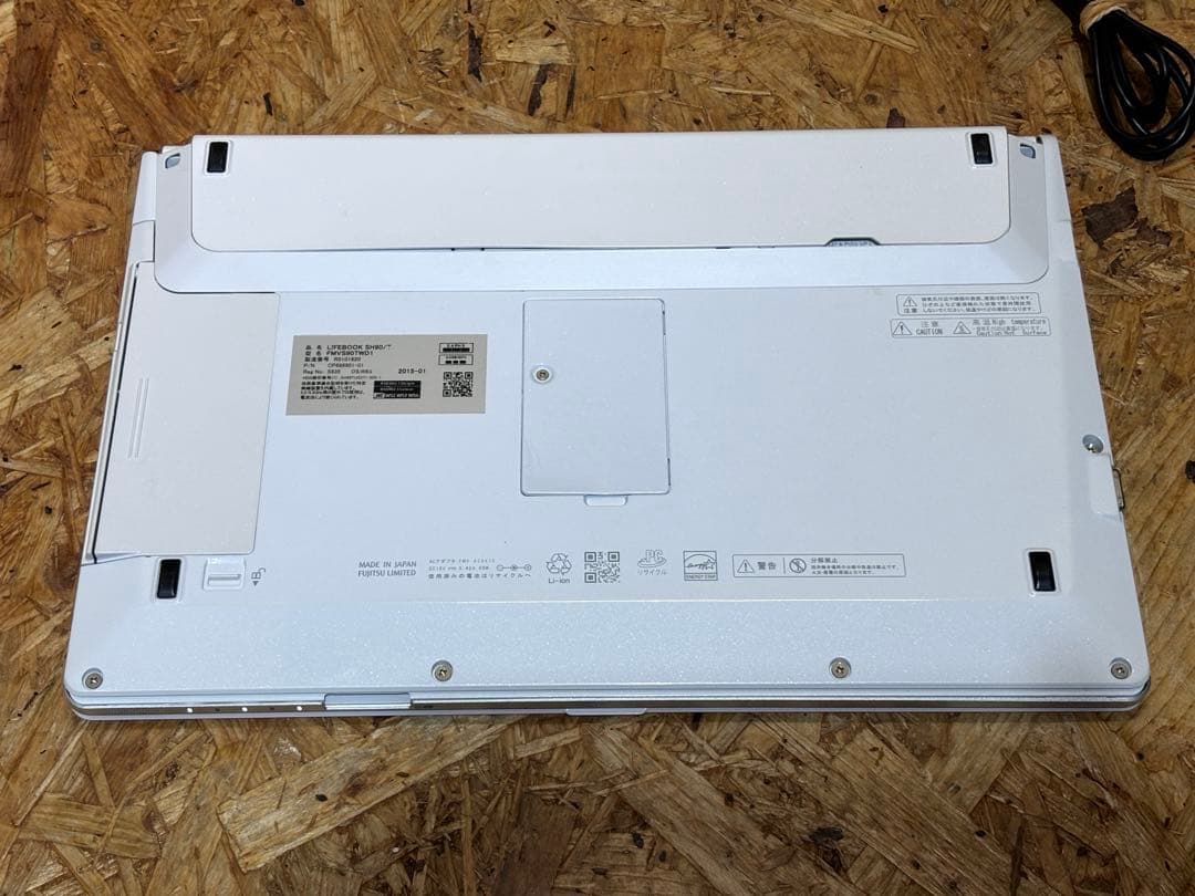 ノートパソコン LIFEBOOK SH90/T FMVS90TWD1 富士通