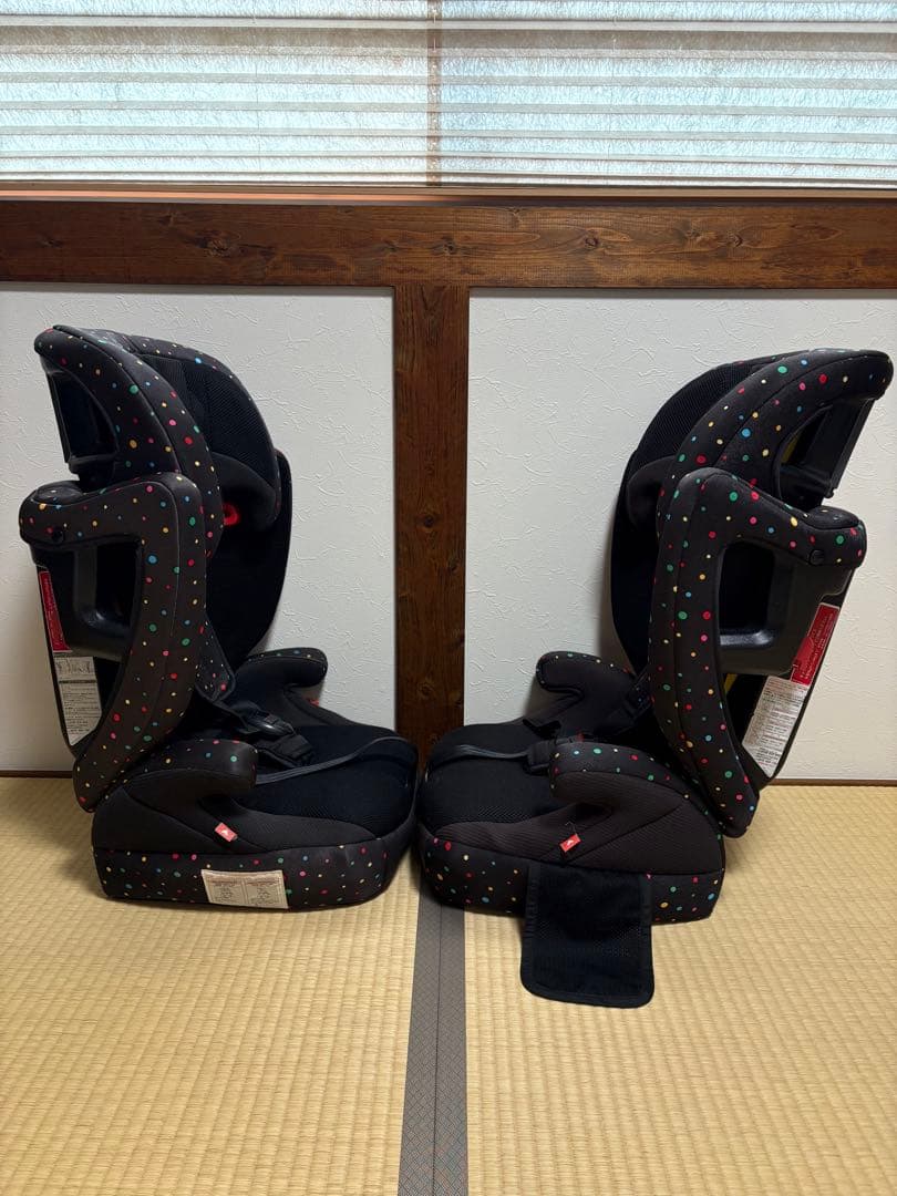 チャイルドシート 2個セット　9kg〜36kg