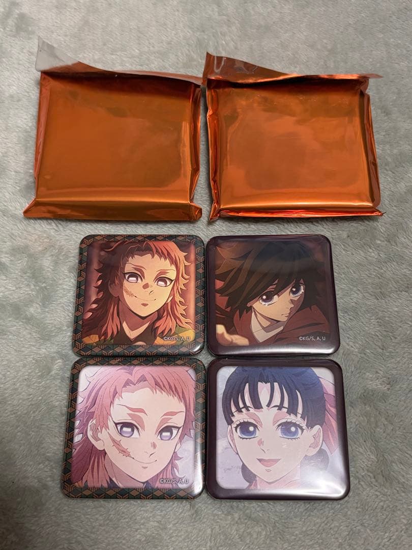 鬼滅の刃 繋がるスクエア缶バッジ 義勇の羽織②