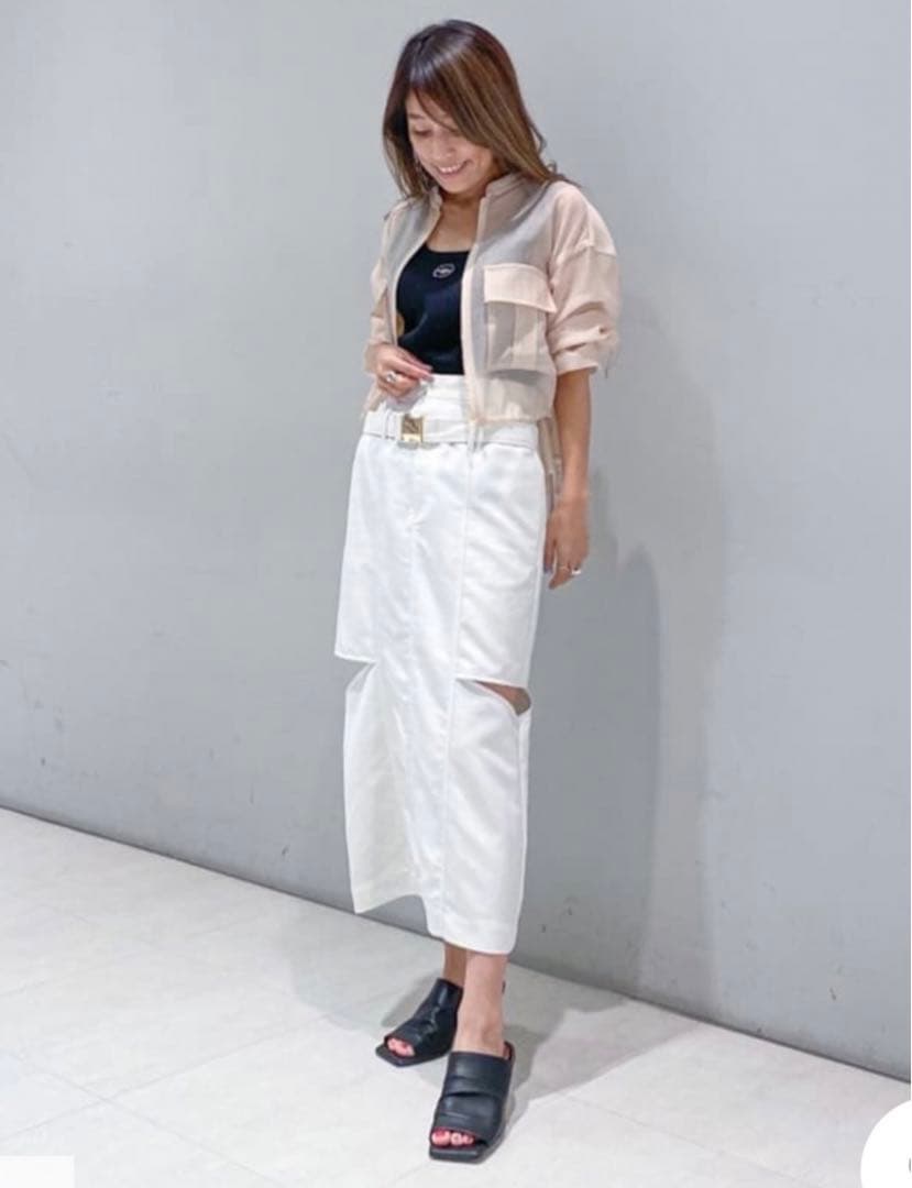 グレースクラス　カットアウトタイトスカート