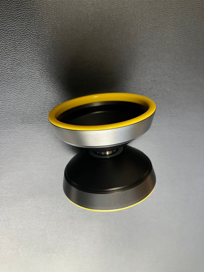 トオル0.999 ブラック/ イエロー