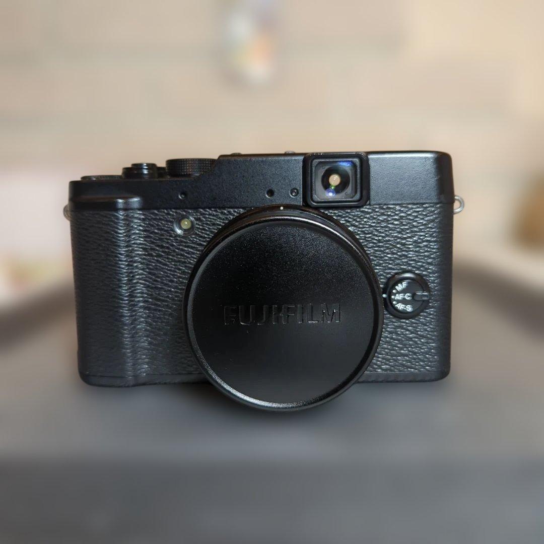 ♫超美品　Fujifilm X10 コンパクトデジタルカメラ