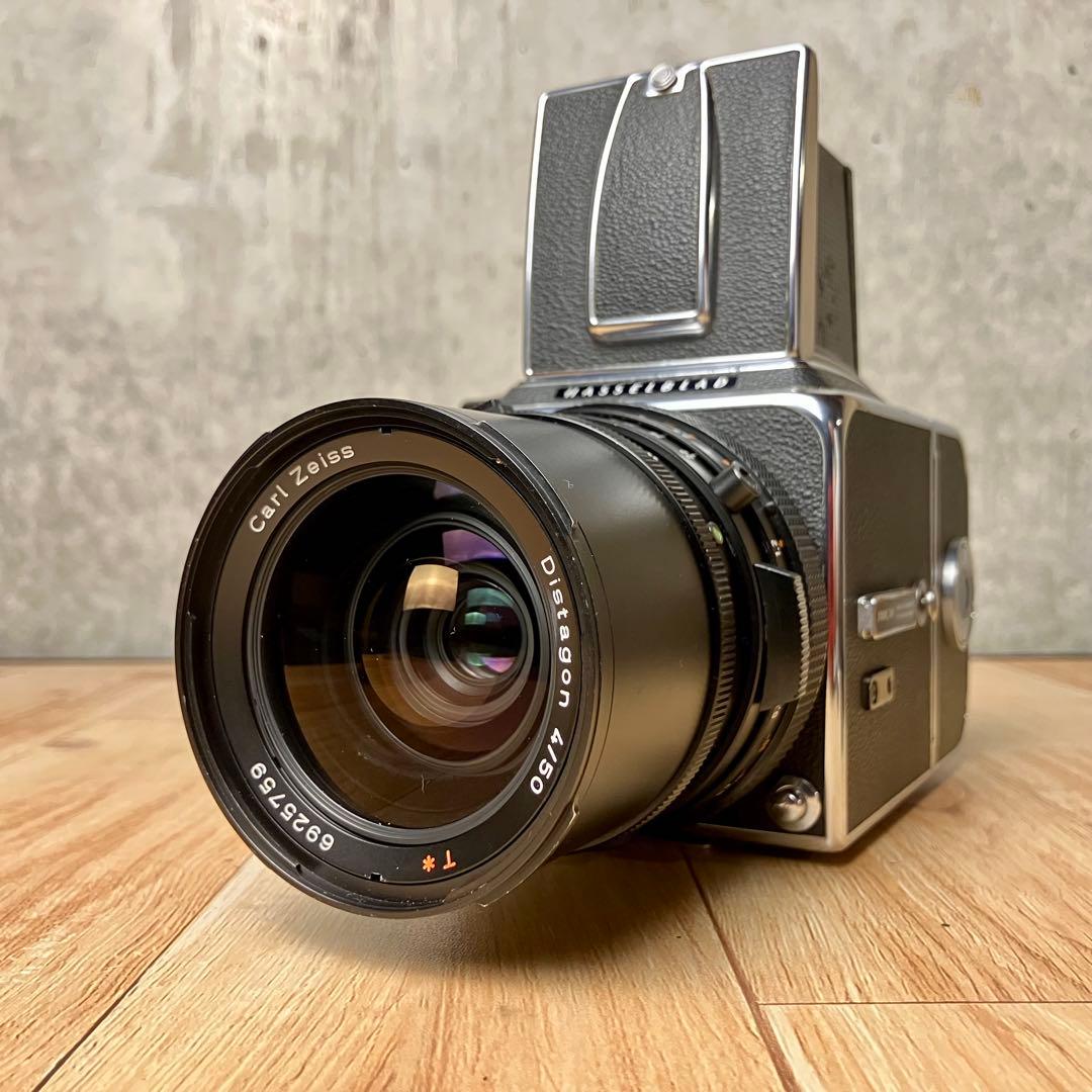 ハッセルブラッド500CM＋ディスタゴンCF 50/4＋フラッシュガンブラケット