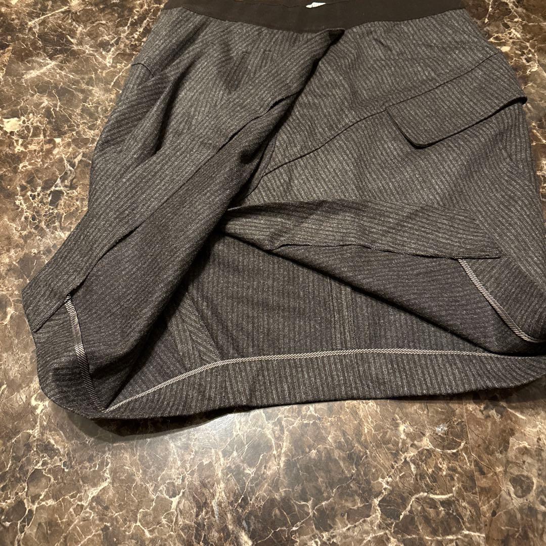 最終価格　ブルネロクチネリ　アシンメトリーストライプ グレー カシミア混