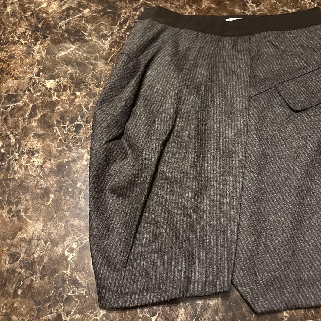 最終価格　ブルネロクチネリ　アシンメトリーストライプ グレー カシミア混