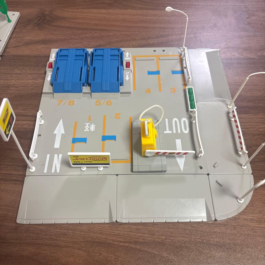 トミカタウン　セブンイレブン　タイムズパーキングセット　廃盤