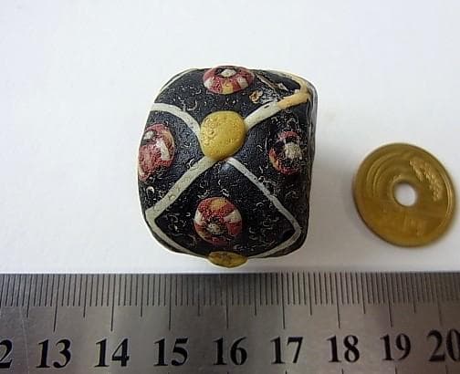 ★K0506★古代とんぼ玉 (A54)　北欧　バイキング　特大　ガラスビーズ