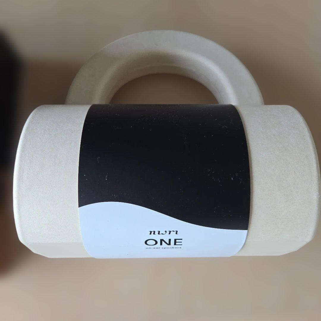 【未使用・新品】nwm ONE Bluetooth ヘッドホン　ライトグレイ