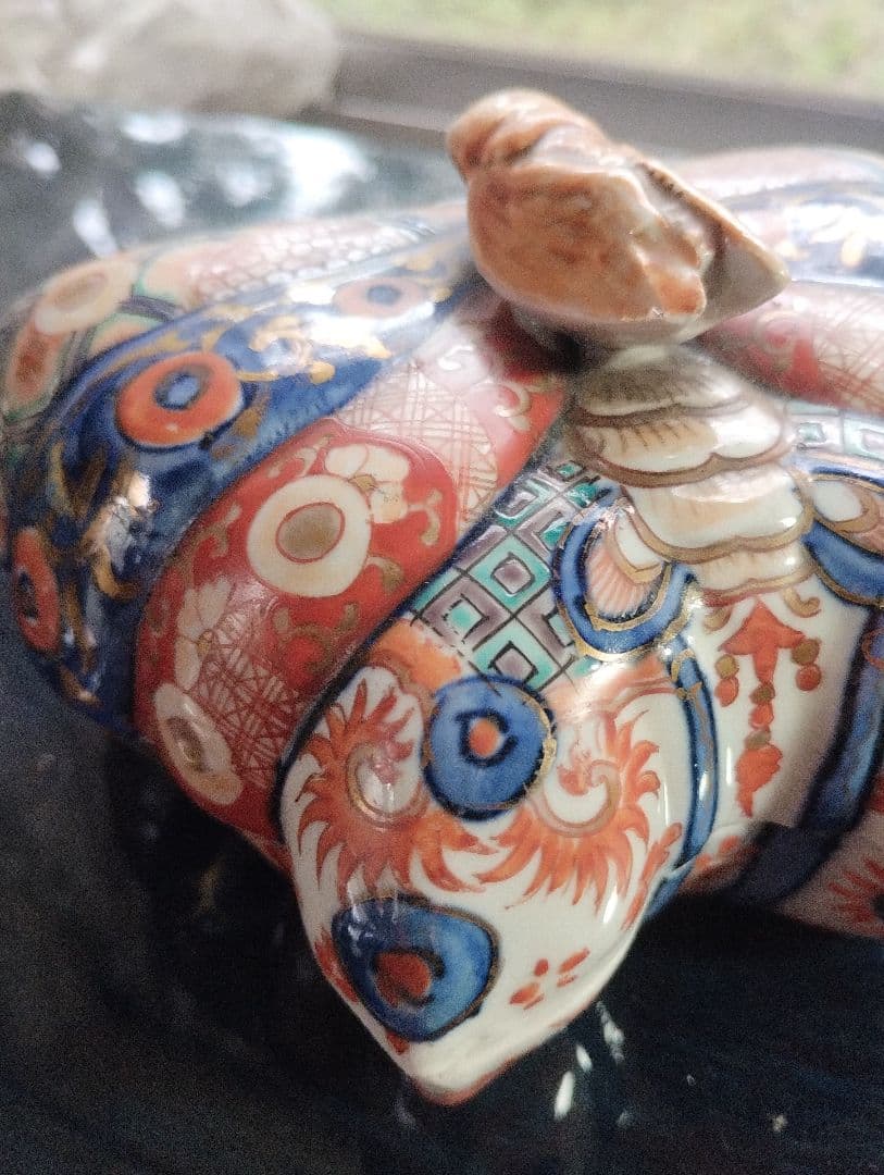 古伊万里　チョウと蝉