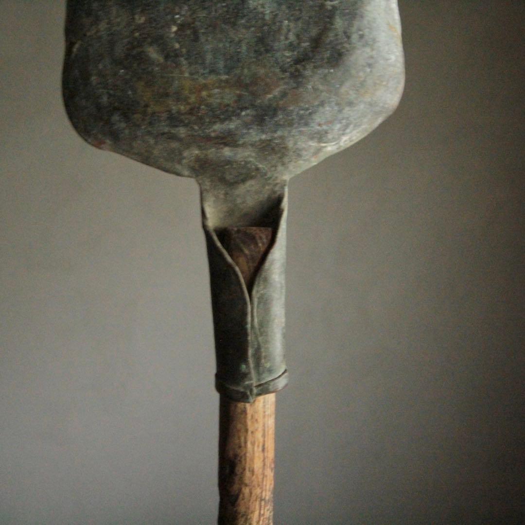 緑青のある 古い 銅 スコップ シャベル 古道具 アンティーク オブジェ