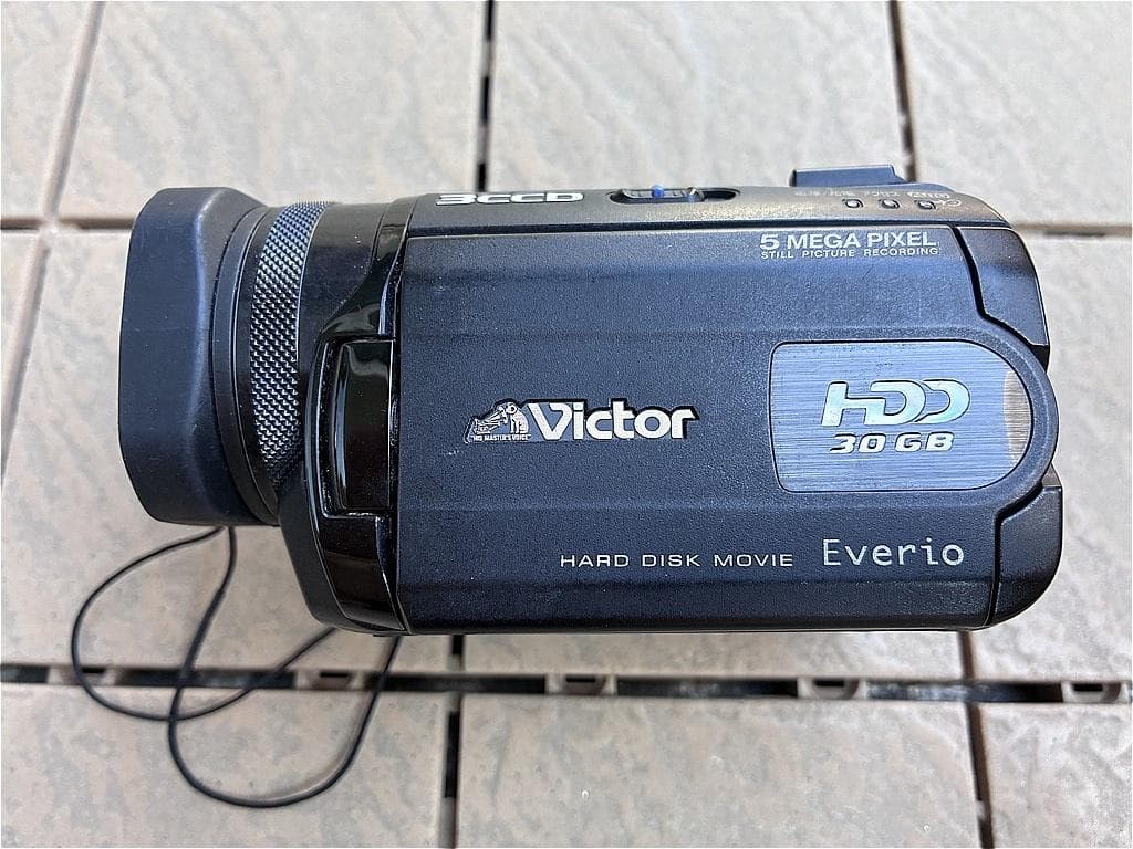 Victor 3CCD ビデオカメラ 本体