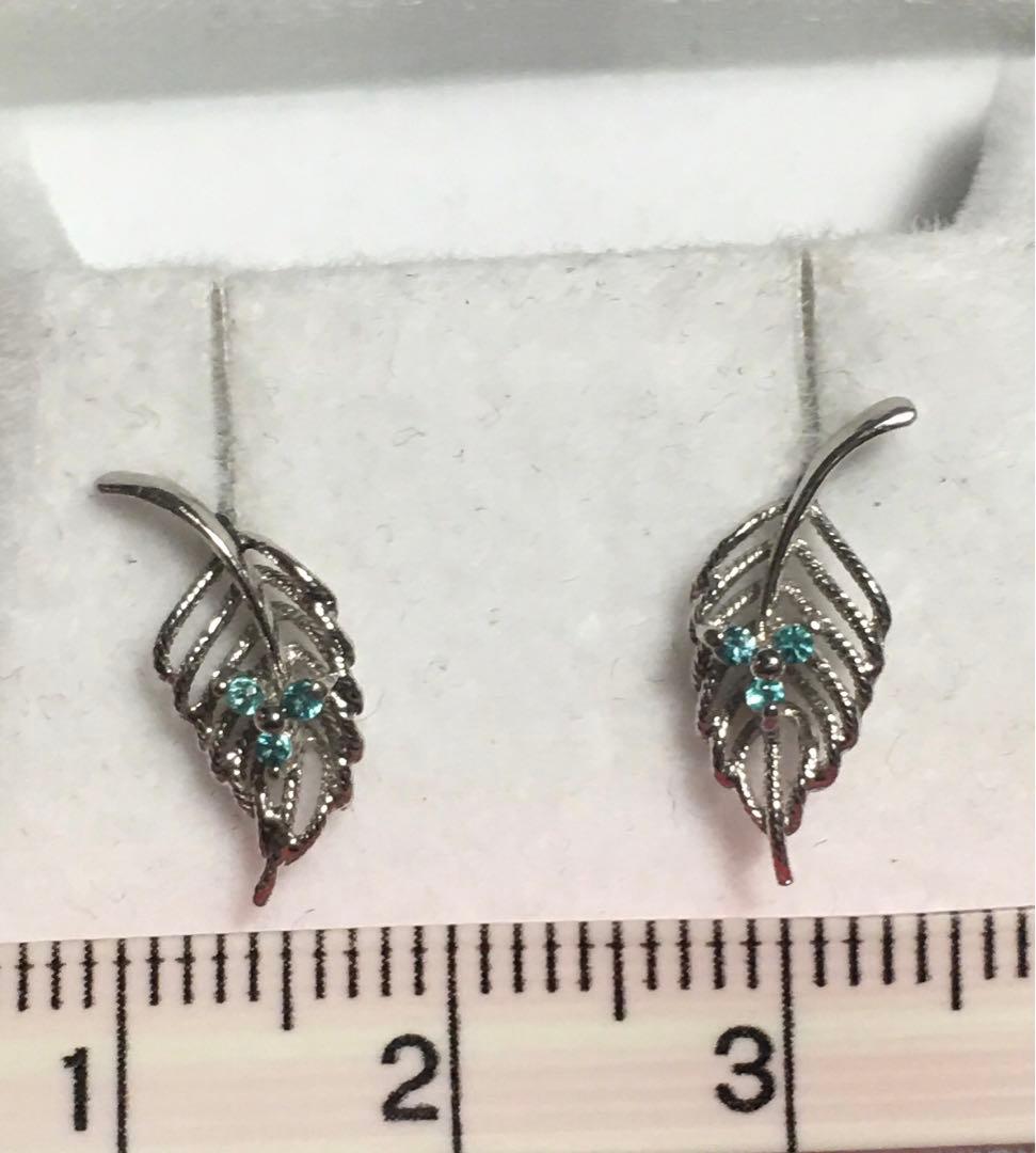 霧中島　パライバトルマリン　リーフピアス　ソーティング