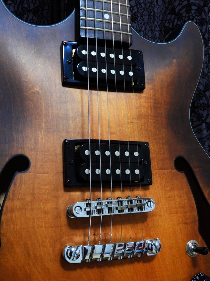 Ibanez / AM73B-TF Artcore セミアコ 中古