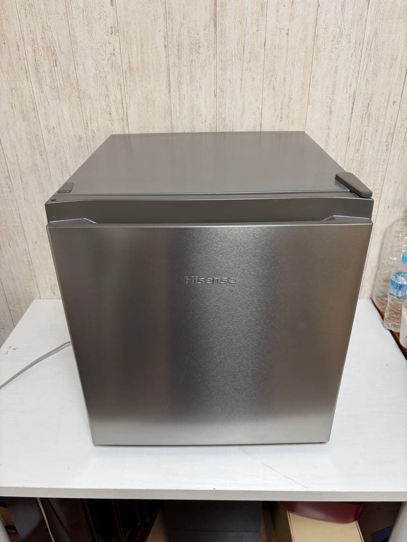 早い者勝ち‼️Hisense 小型　冷蔵庫　ハイセンス　HR-A45S 2025年
