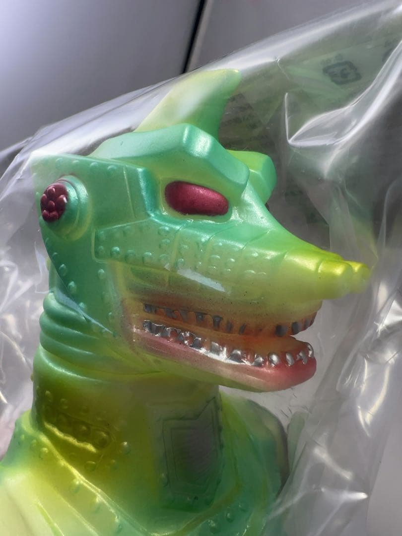 メカゴジラ　スタンダードソフビ　蓄光グリーンver. ブルマァク