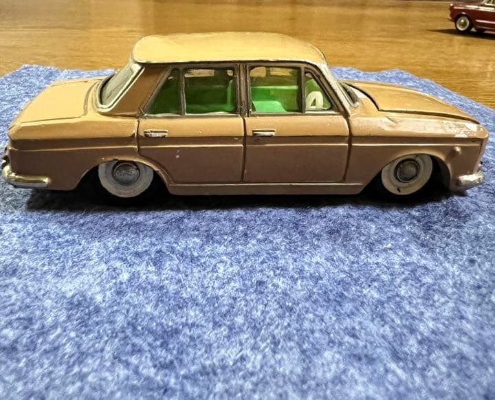 大盛屋　ダットサンブルーバード　箱無し