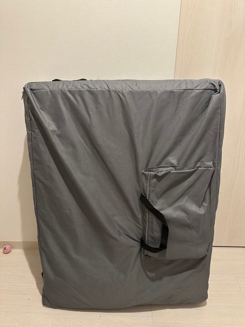 折りたたみ式マッサージベッド ブラウン