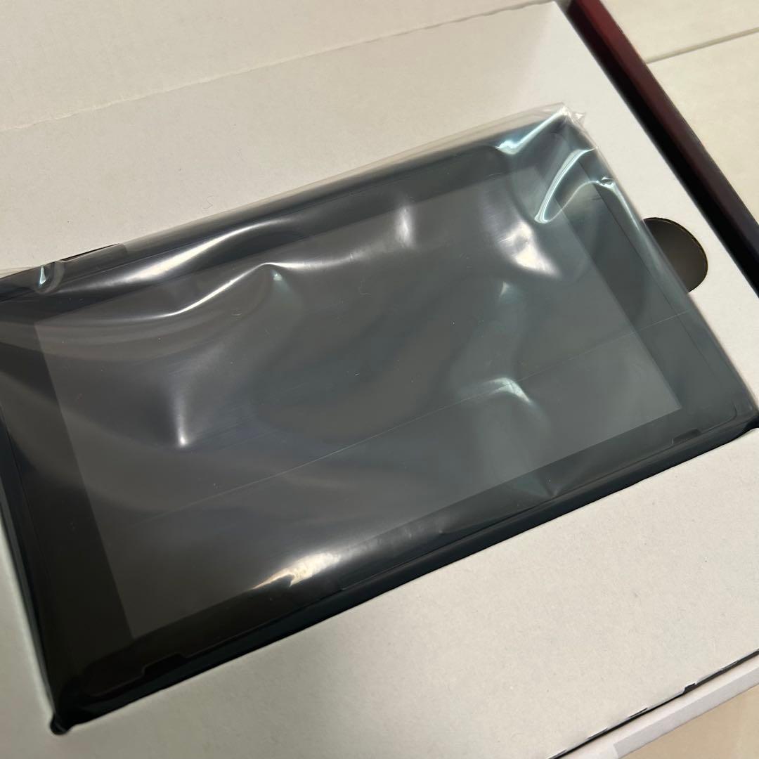 【美品】任天堂Switch 本体 グレー 箱あり ポーチ付き