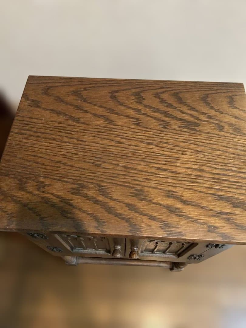 キャビネット　観音開き　アンティーク家具