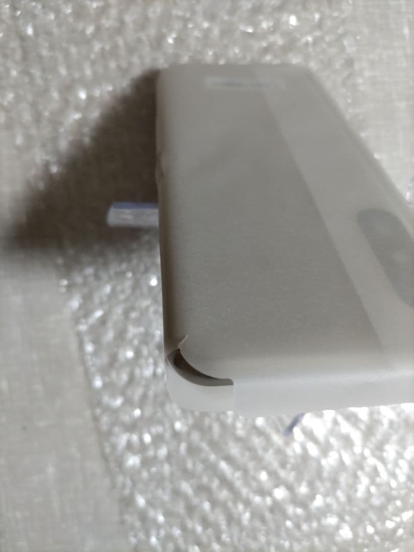 らくらくスマートフォン Lite MR01 ゴールド 新品ケース、フィルム付き