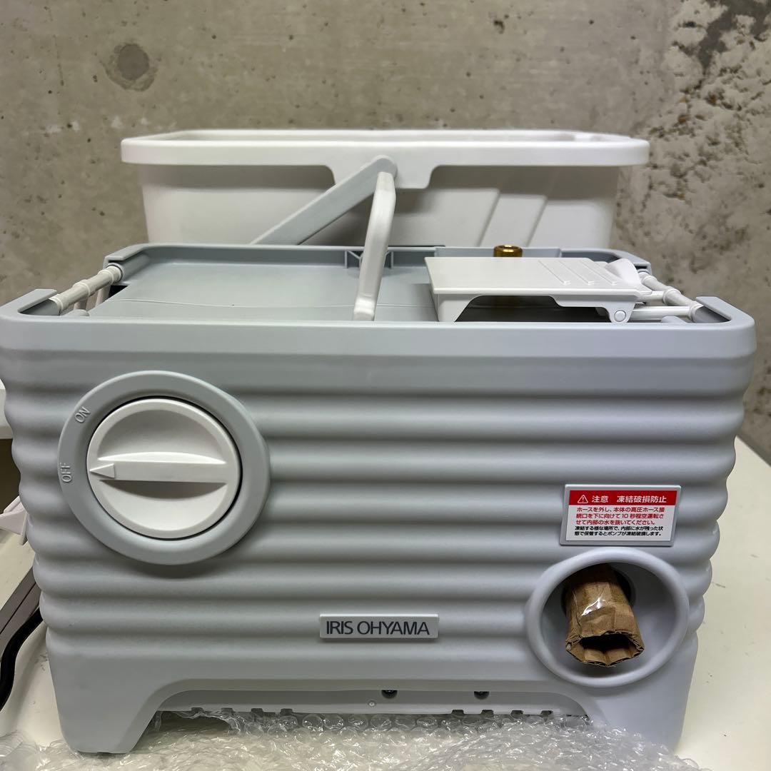 未使用　箱無し　アイリスオーヤマ タンク式高圧洗浄機 SBT-512N