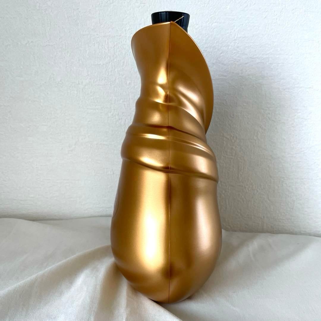 値下げ Hennessy X.O by Kim Jones