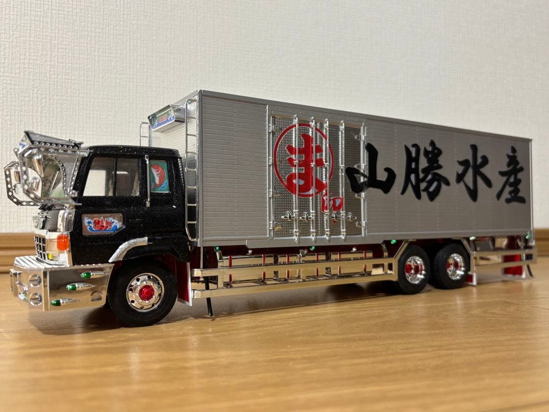 1/32 アオシマデコトラ　日野スーパードルフィン　完成品
