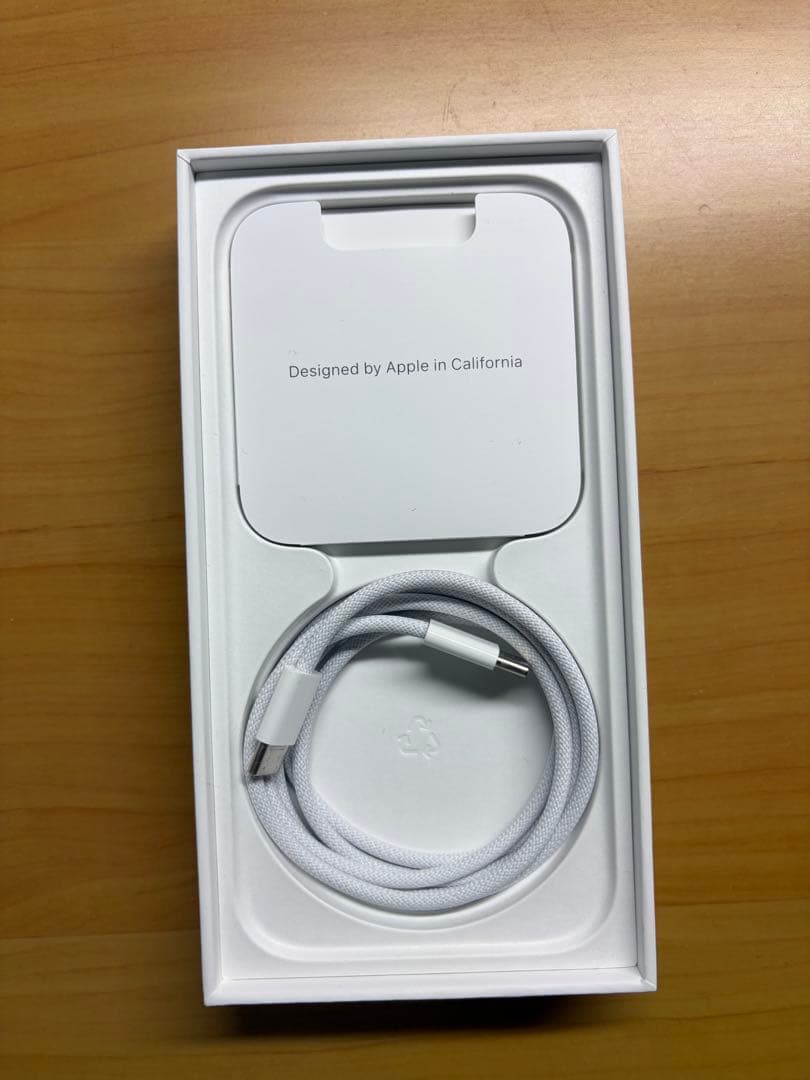 【美品】Apple iPhone 15 128GB